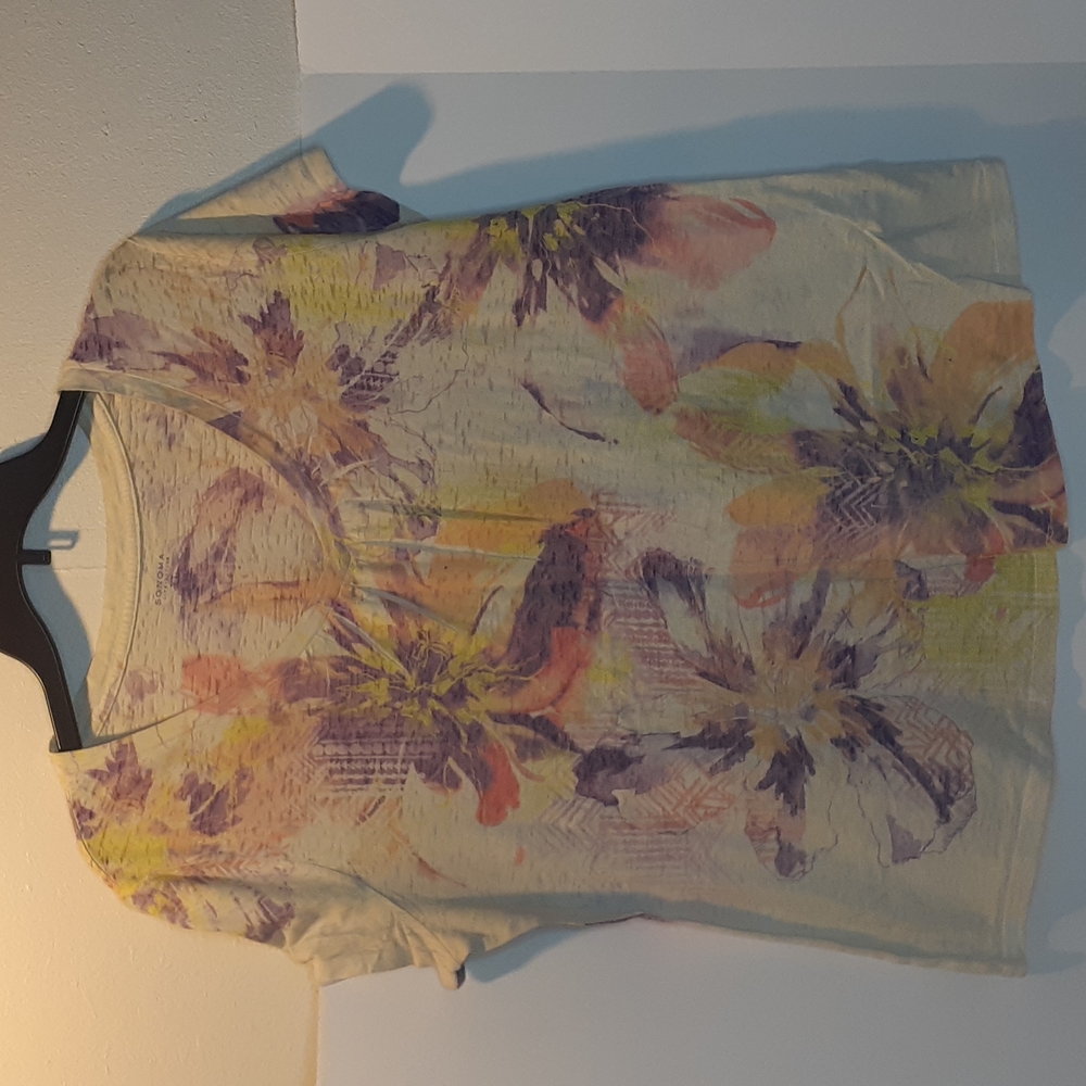 Sonoma women's top. Size XL.